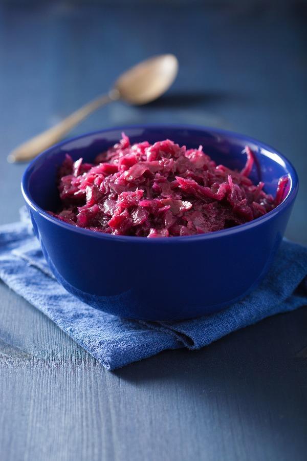 Red cabbage with spiced vinegar