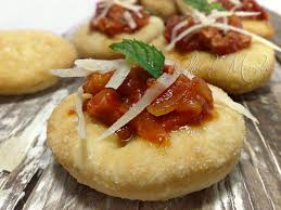 Fried pizzas with amatriciana sauce