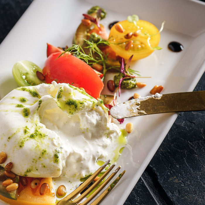 Burrata: history, how it is made, and the combinations