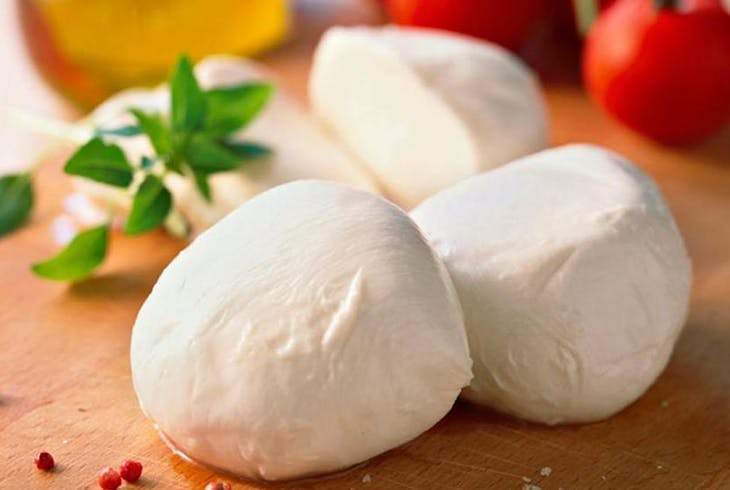 What Makes Burrata Cheese Unique From Mozzarella Cheese