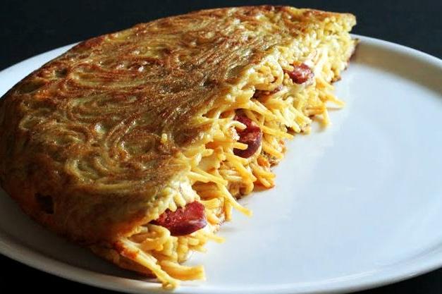 Pasta omelette