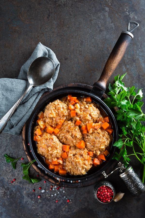 Meatballs tender in chopped hazelnuts