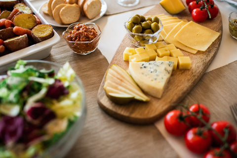 Olive Oil and the Mediterranean Diet Enhances the Function of HDL Cholesterol 